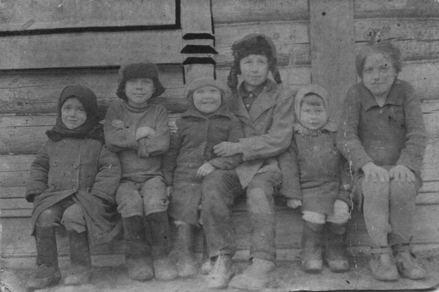 1930-Скомово-дети-фото1